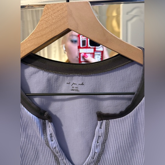 Urban Outfitters Purple/Lavender Crop Top M/L - Picture 4 of 5